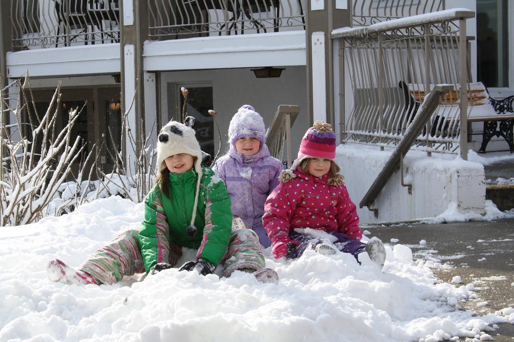 Fern Resort Орилия Екстериор снимка